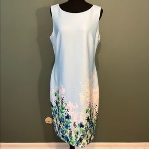 Calvin Klein Patterned Sleeveless Round Neck Sheath Dress